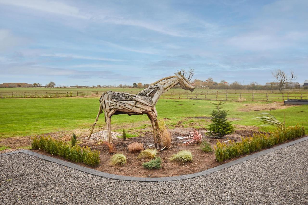 Host & Stay - The Stables Yarm Exterior photo